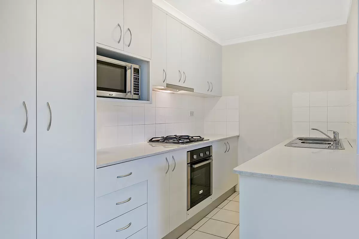 3/1-11 Rosa Crescent, Castle Hill For Lease by Murdoch Lee Estate Agents - image 2