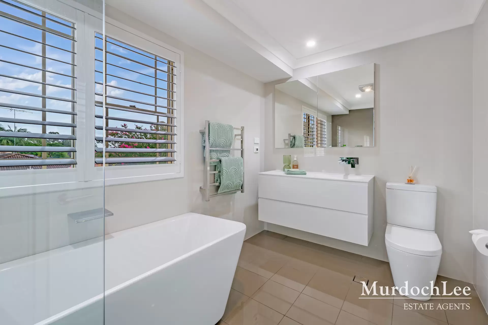 3 Claire Place, Baulkham Hills Auction by Murdoch Lee Estate Agents - image 7