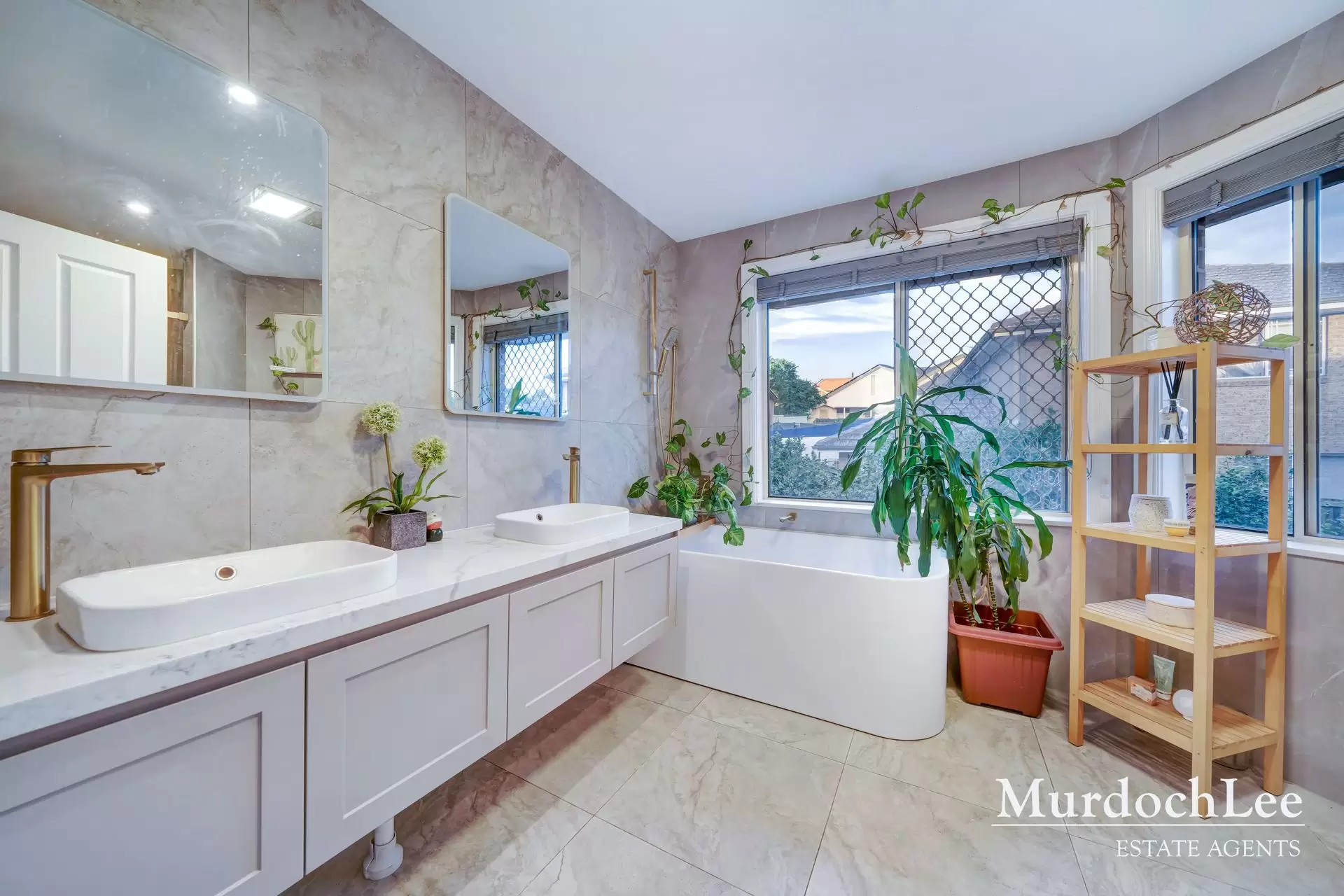 90 Bella Vista Drive, Bella Vista For Sale by Murdoch Lee Estate Agents - image 10