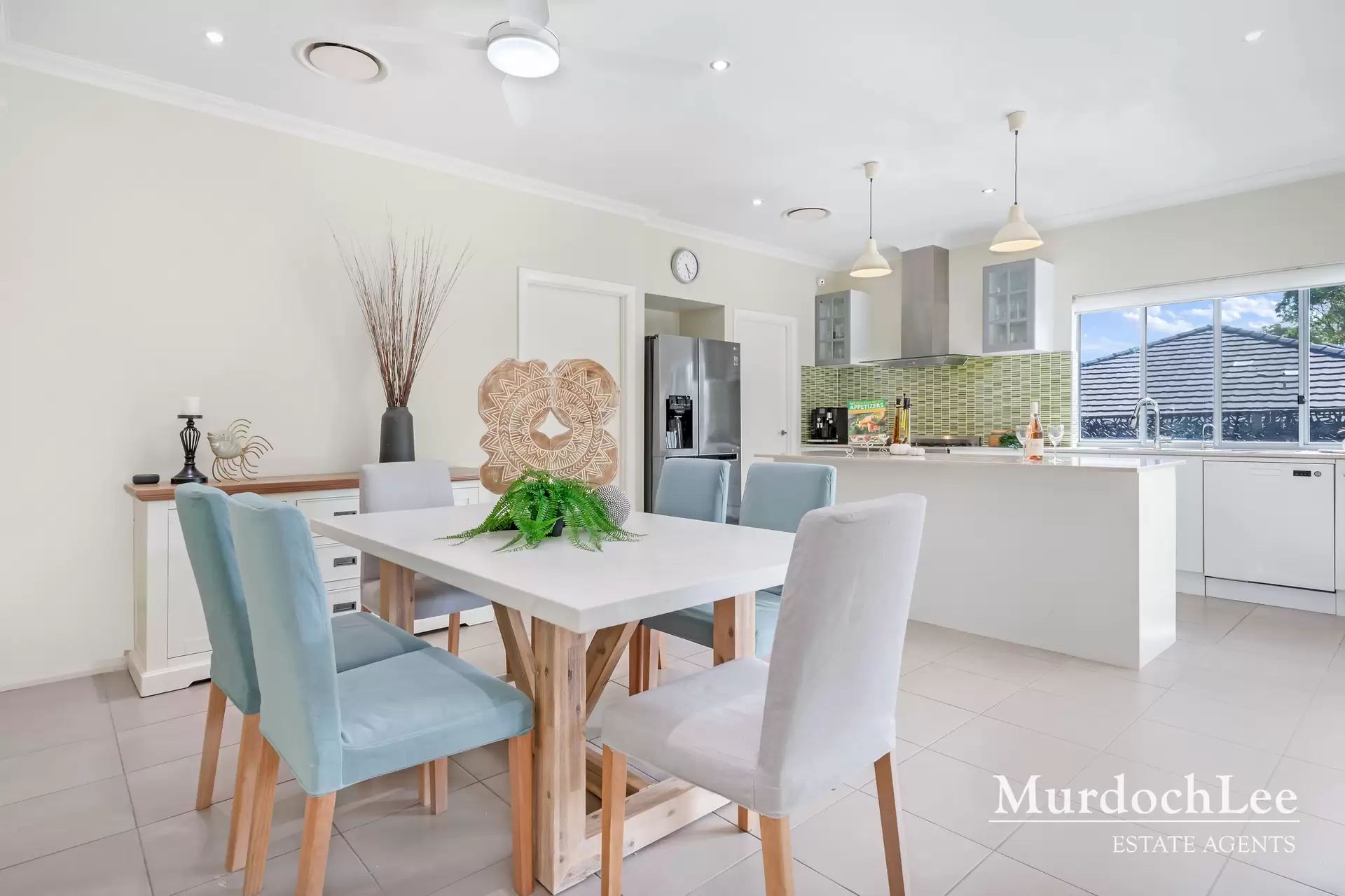 40 Bridgewood Drive, Beaumont Hills For Sale by Murdoch Lee Estate Agents - image 4