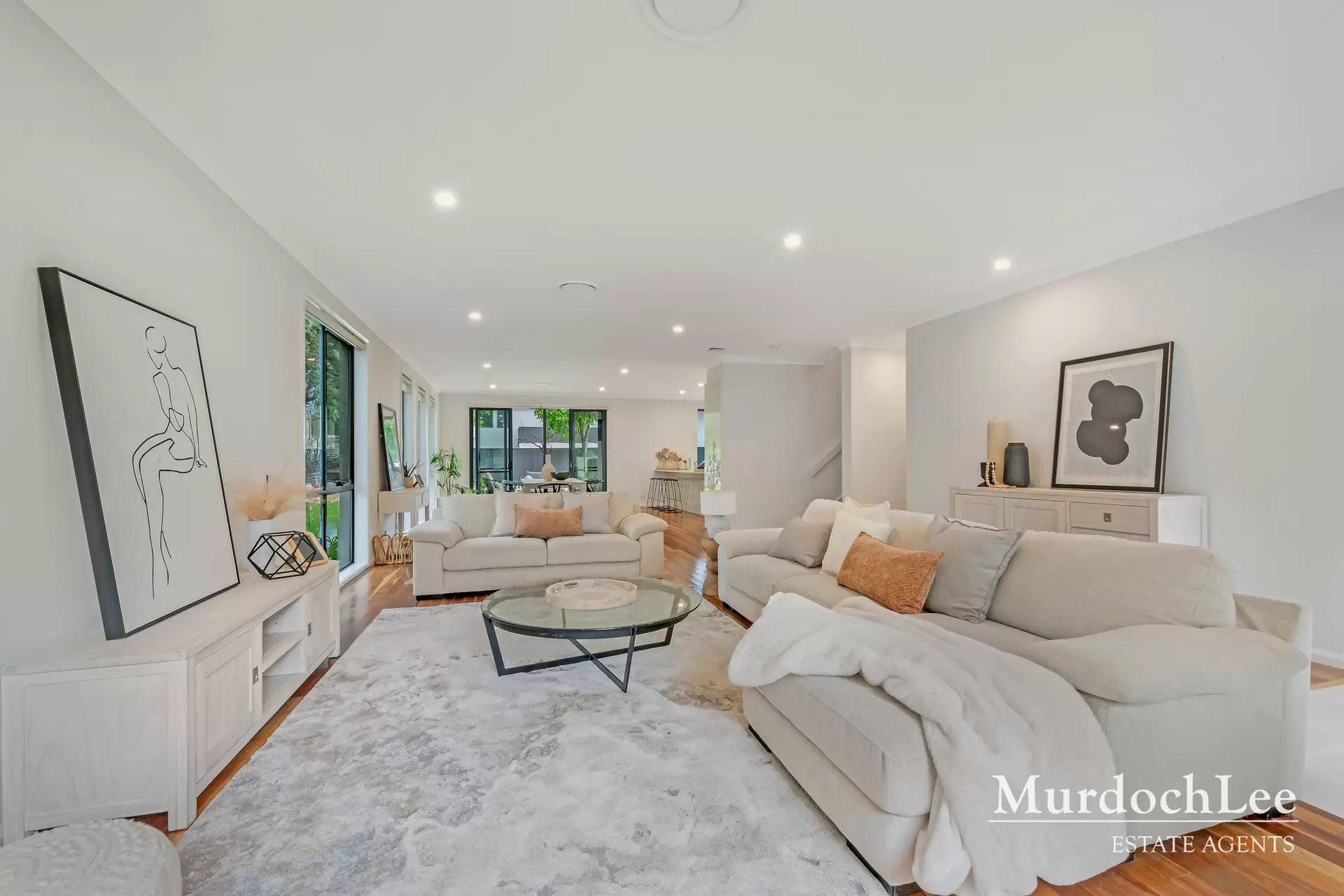 9 San Giorgio Circuit, Castle Hill Auction by Murdoch Lee Estate Agents - image 3