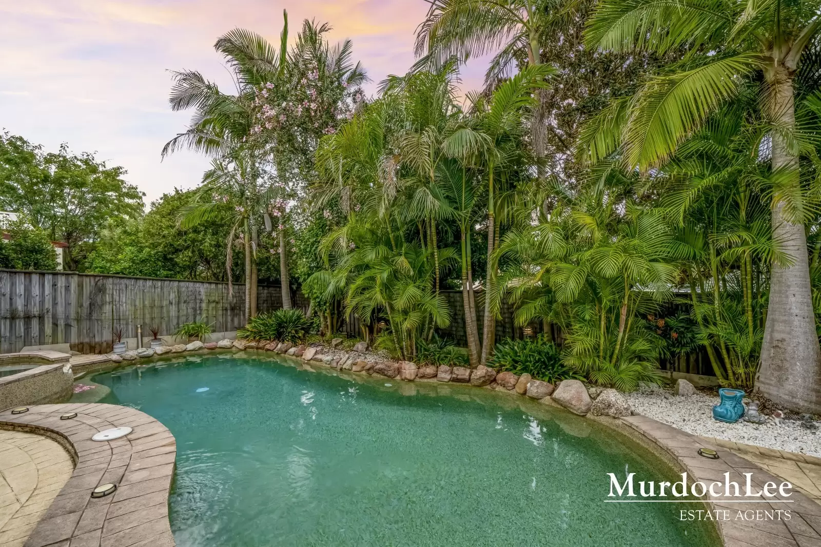 14 Iwan Place, Beaumont Hills Auction by Murdoch Lee Estate Agents - image 3