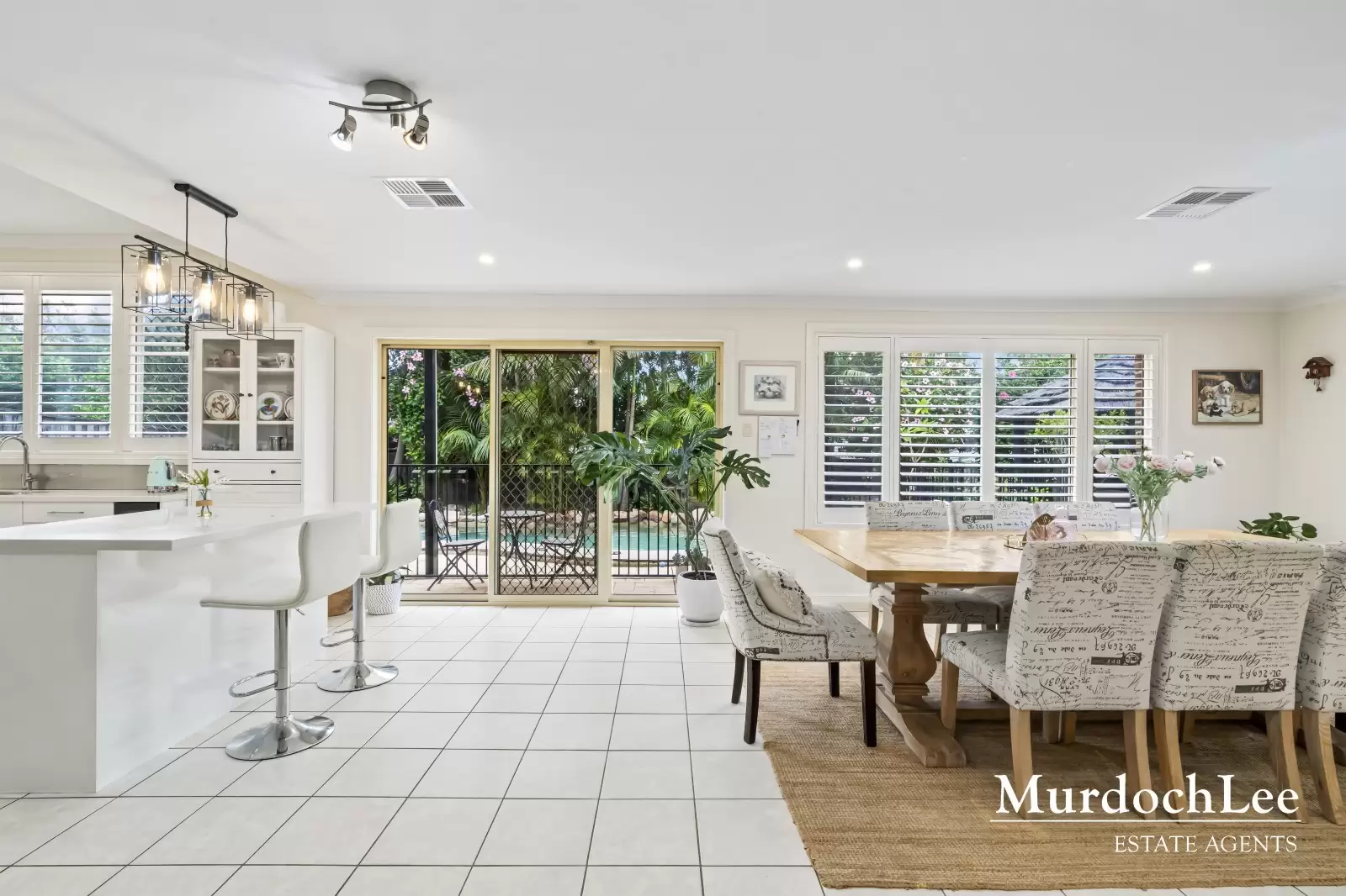 14 Iwan Place, Beaumont Hills Auction by Murdoch Lee Estate Agents - image 9