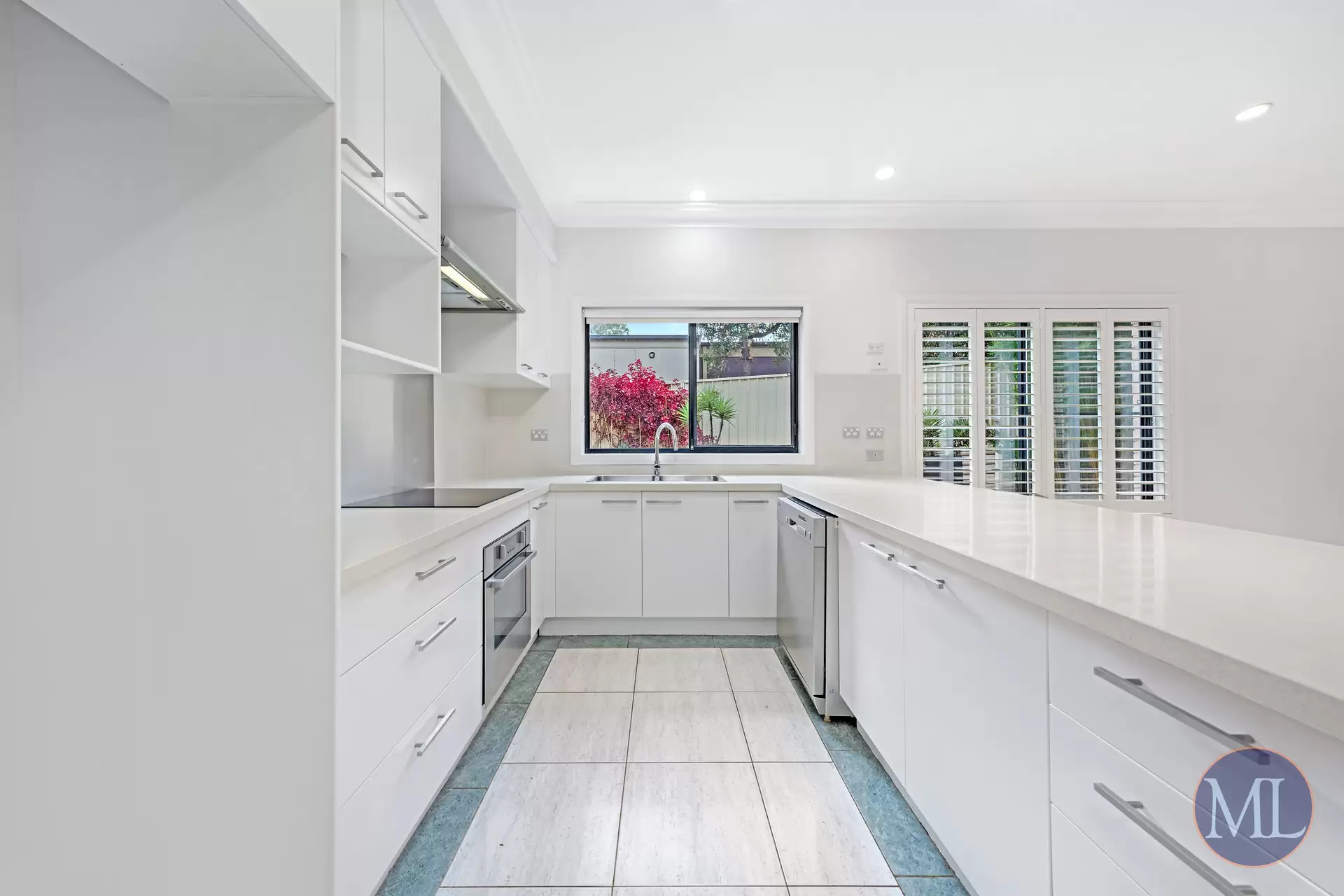 3 Orangery Place, Bella Vista For Lease by Murdoch Lee Estate Agents - image 4