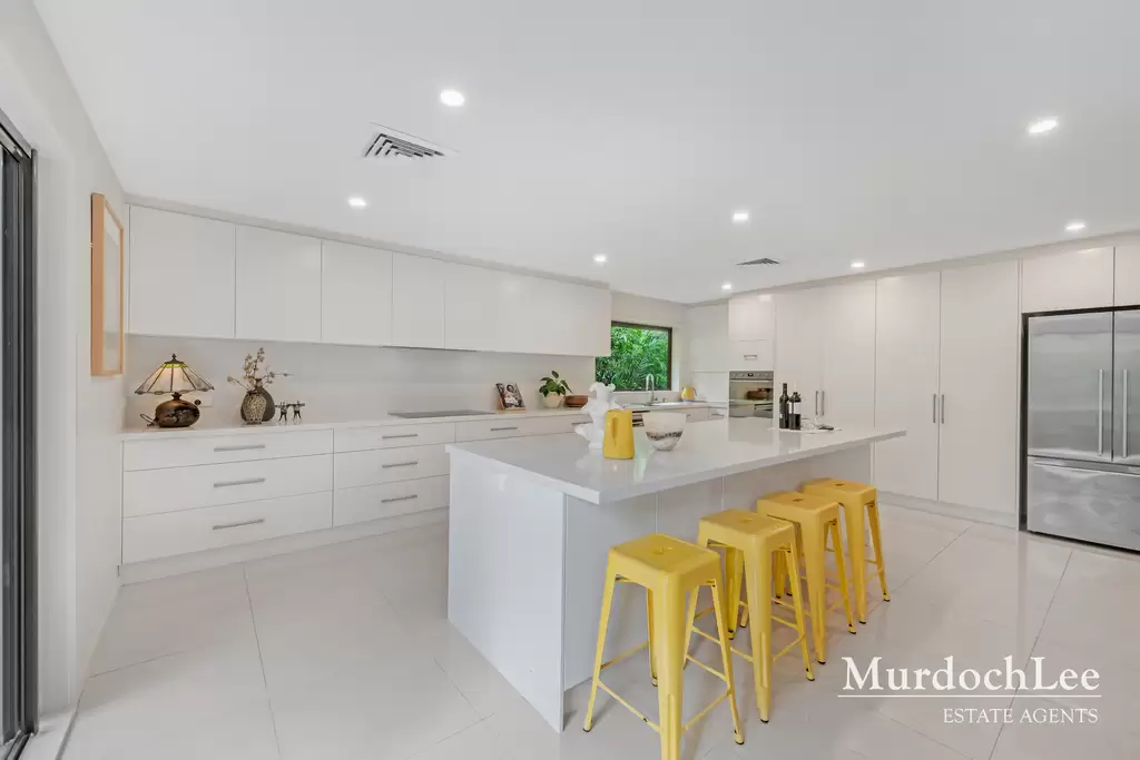 12 Lisa Crescent, Castle Hill For Sale by Murdoch Lee Estate Agents