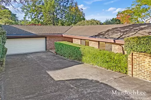 12 Lisa Crescent, Castle Hill For Sale by Murdoch Lee Estate Agents