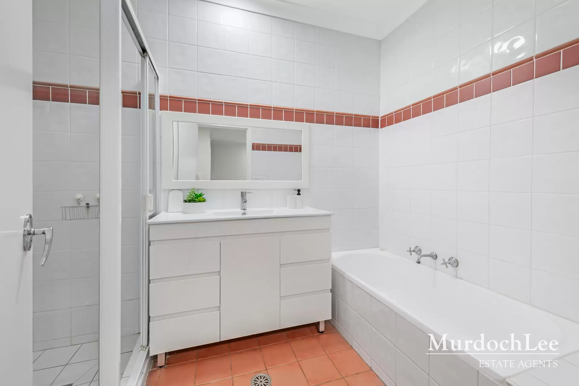22/4 Hindle Terrace, Bella Vista Auction by Murdoch Lee Estate Agents - image 9