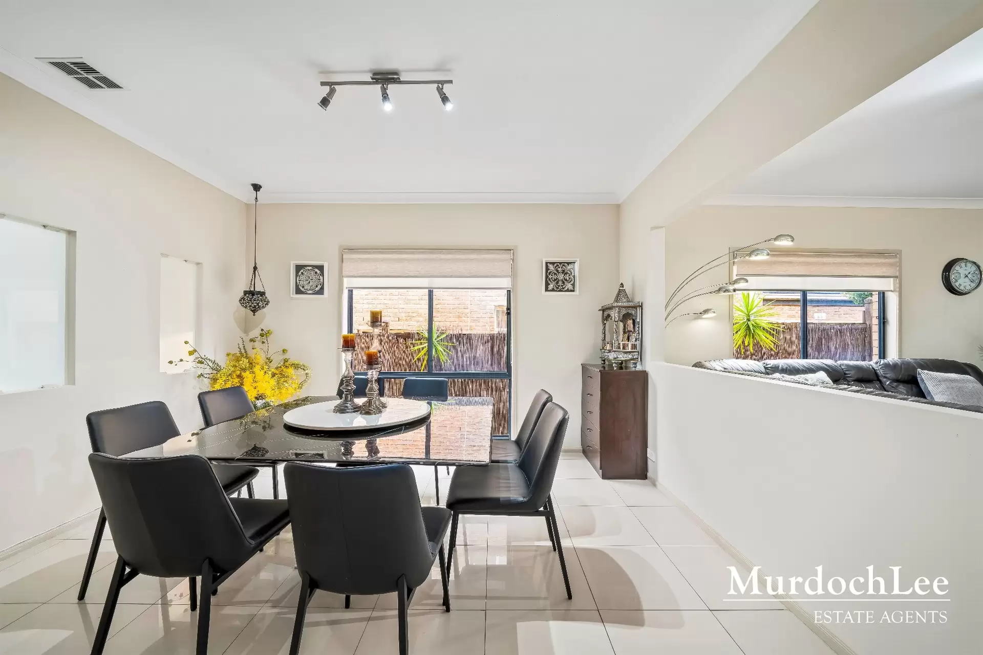 23 Foley Place, Castle Hill Auction by Murdoch Lee Estate Agents - image 8