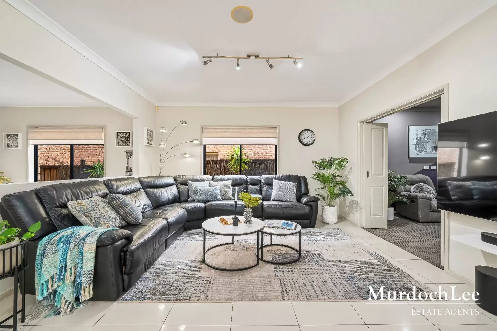 23 Foley Place, Castle Hill Auction by Murdoch Lee Estate Agents - image 5