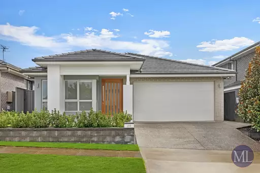 20 Roland Garros Crescent, North Kellyville For Lease by Murdoch Lee Estate Agents
