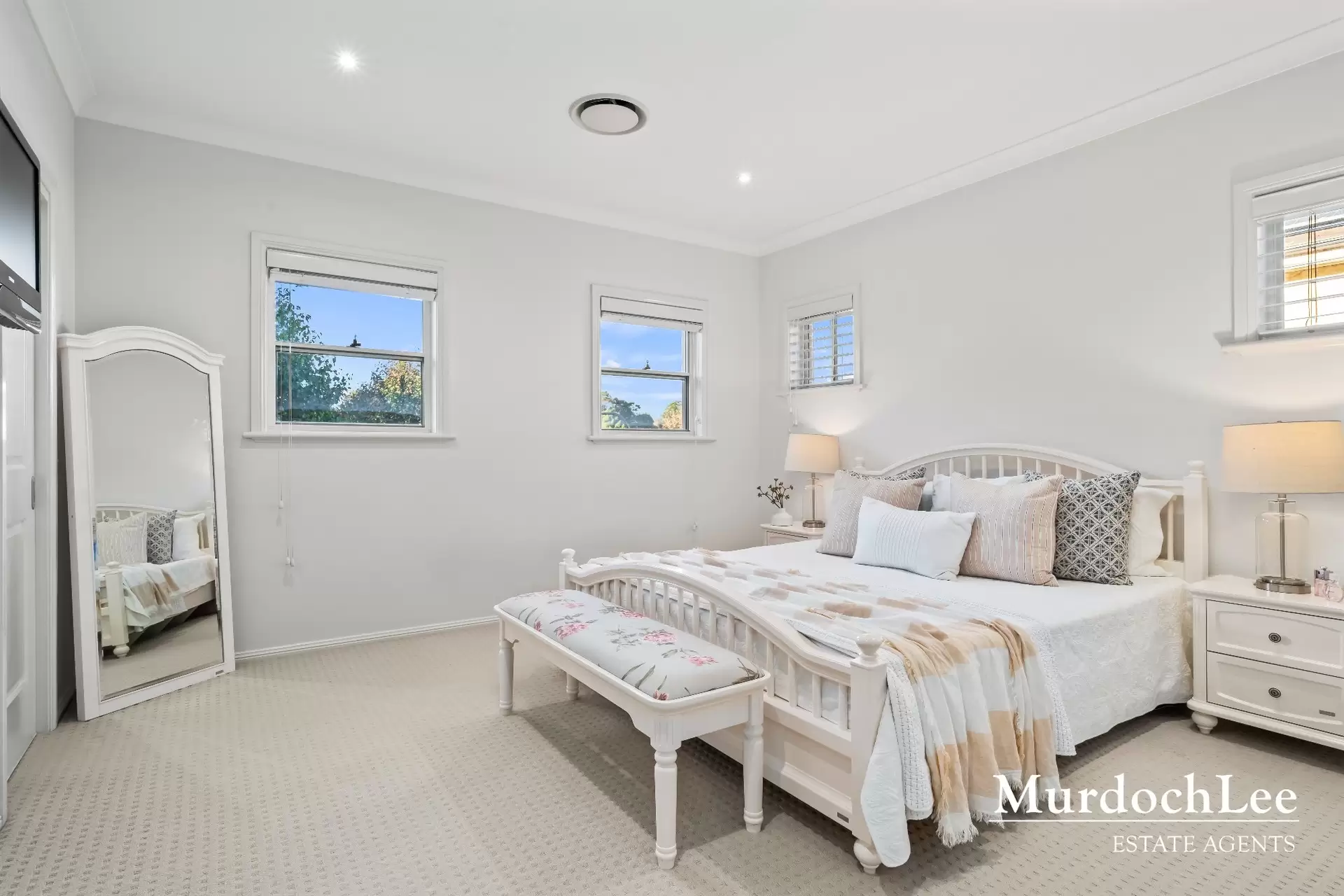 26 Springthorpe Way, Castle Hill Auction by Murdoch Lee Estate Agents - image 13