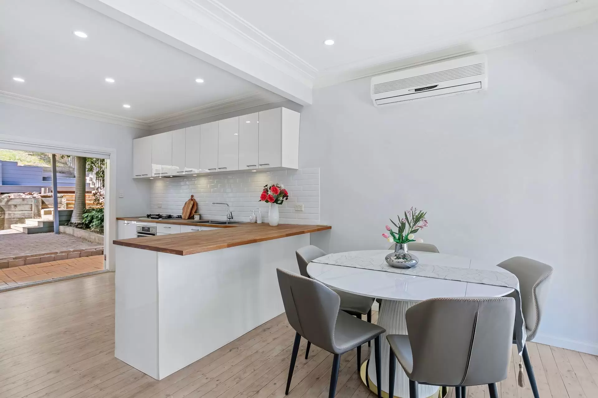 2 Telfer Road, Castle Hill For Sale by Murdoch Lee Estate Agents - image 3