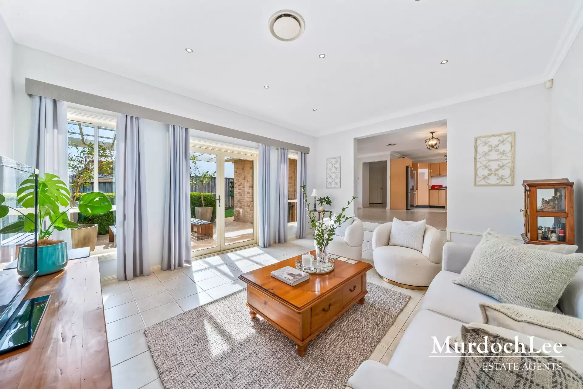 8 Morgan Place, Beaumont Hills For Sale by Murdoch Lee Estate Agents - image 4