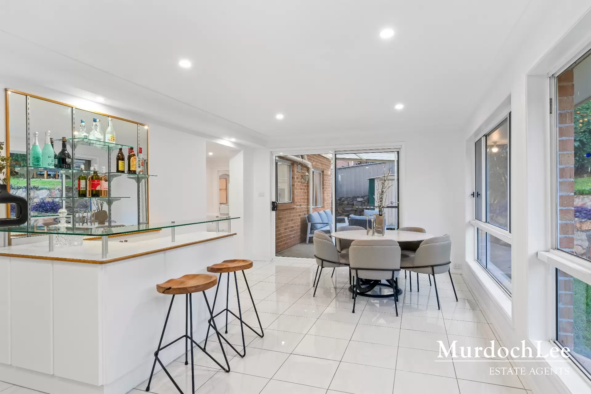 21 Crestwood Drive, Baulkham Hills Auction by Murdoch Lee Estate Agents - image 11