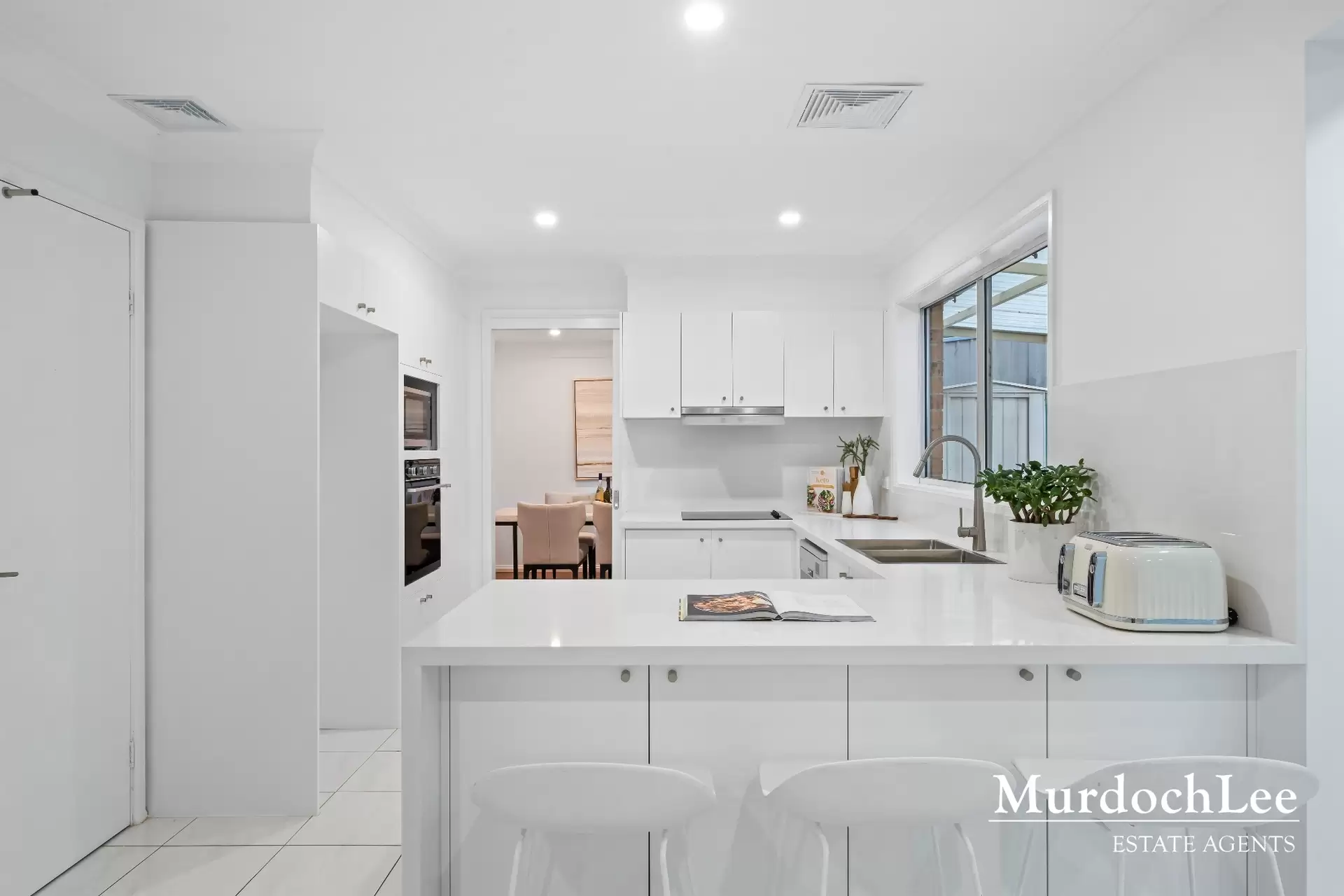 21 Crestwood Drive, Baulkham Hills Auction by Murdoch Lee Estate Agents - image 8