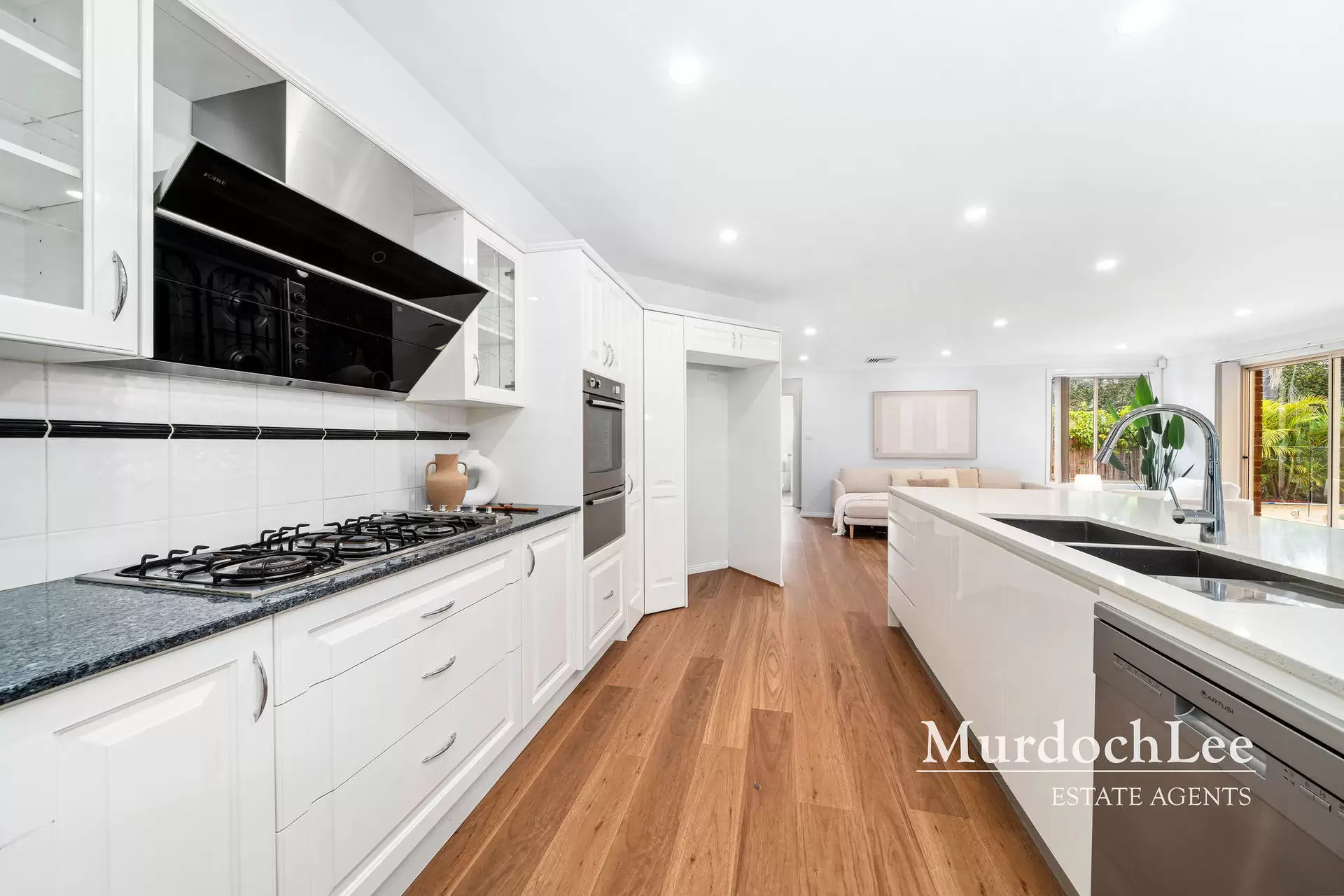 5 Harcourt Close, Castle Hill For Sale by Murdoch Lee Estate Agents - image 12