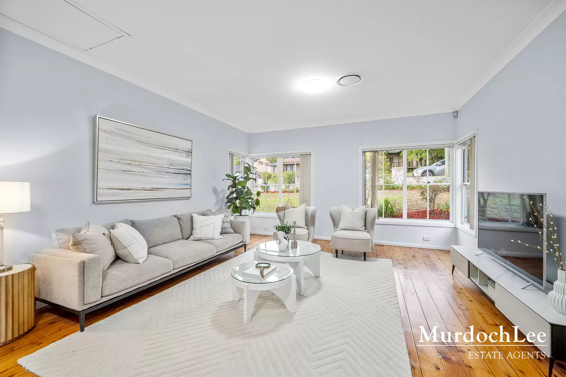 10 Ackling Street, Baulkham Hills Auction by Murdoch Lee Estate Agents - image 2