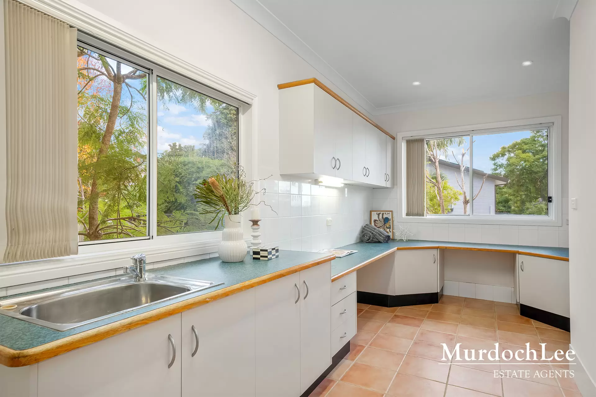 10 Ackling Street, Baulkham Hills Auction by Murdoch Lee Estate Agents - image 14